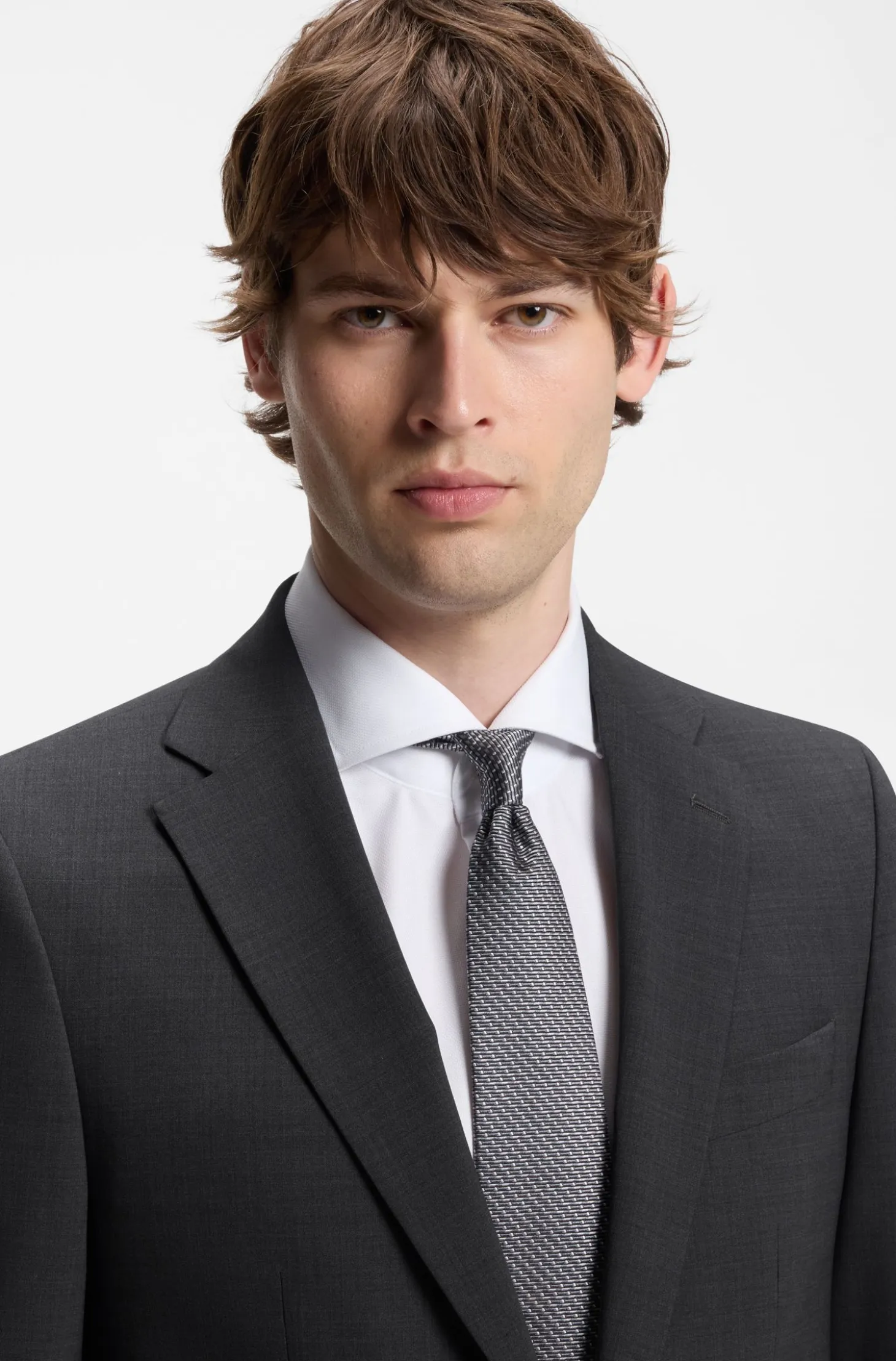 Two-piece suit in a melange stretch-wool blend