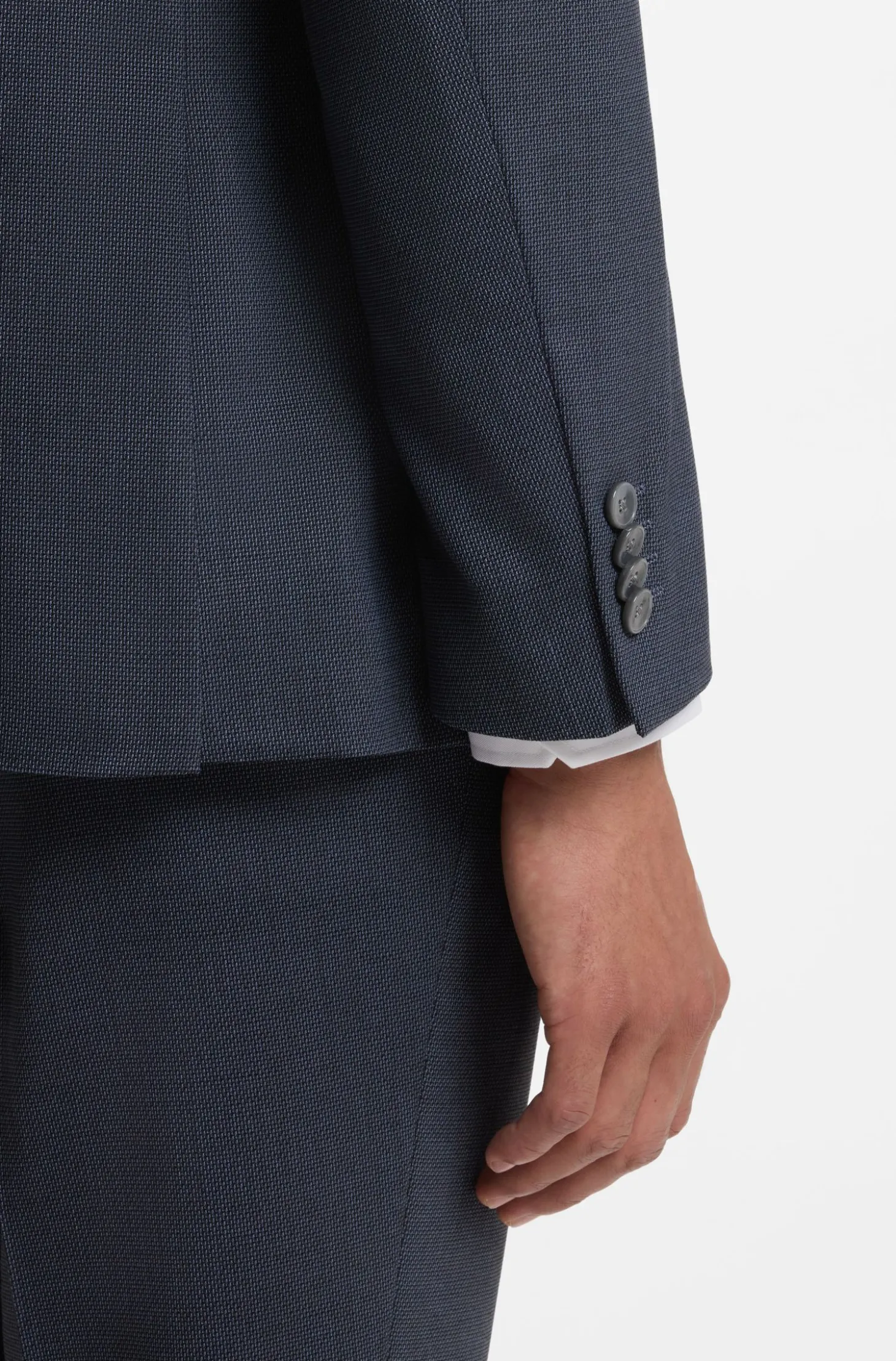 Two-piece suit in micro-patterned stretch fabric