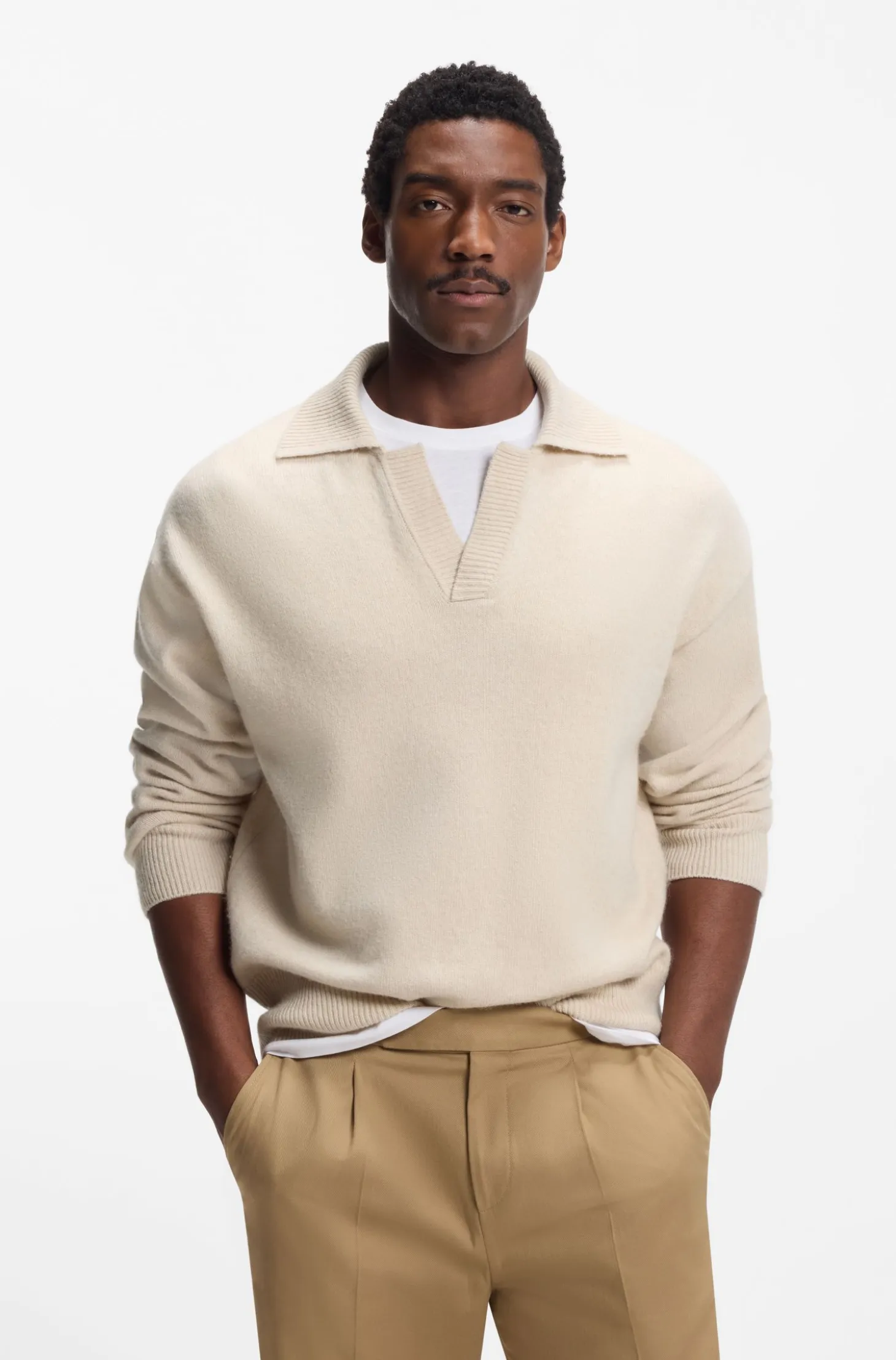 Virgin-wool sweater with Johnny collar