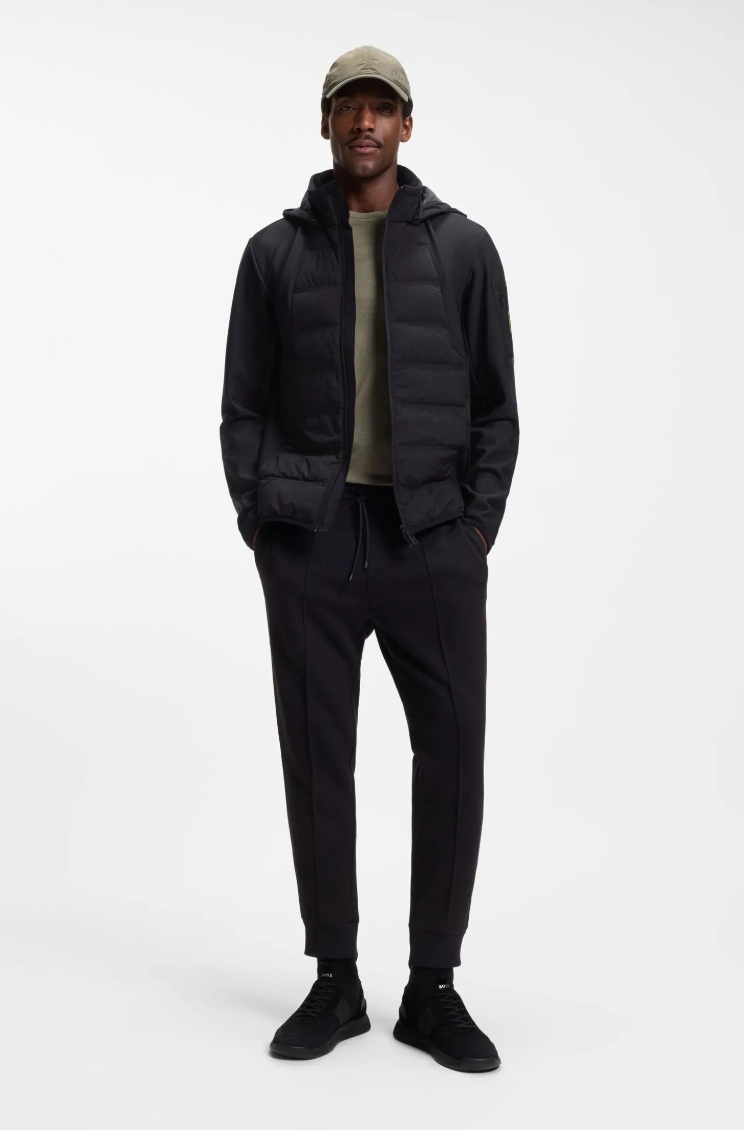 Water-repellent down jacket with detachable hood