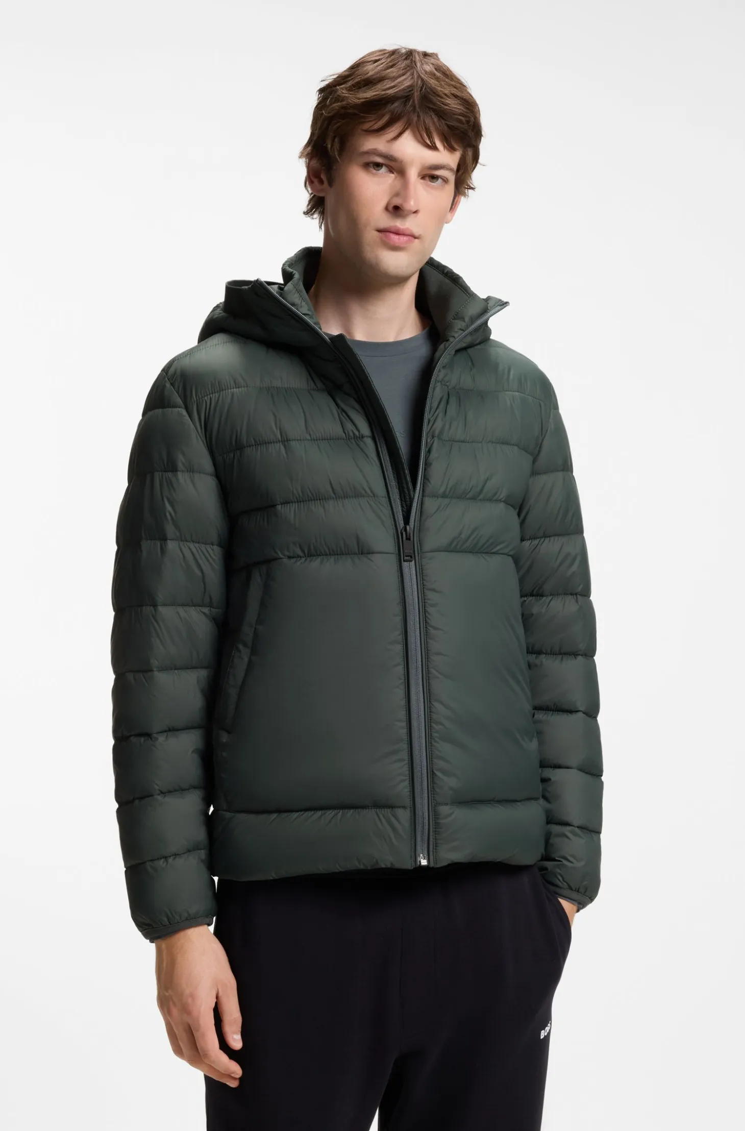 Water-repellent jacket with herringbone tape