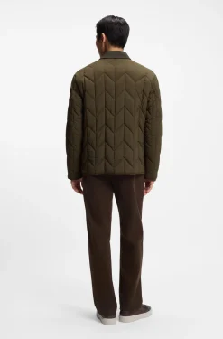 Water-repellent jacket with nubuck trims