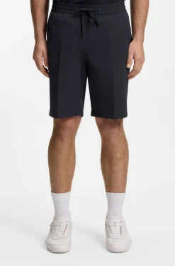 Water-repellent regular-fit shorts in quick-dry twill