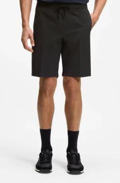 Water-repellent regular-fit shorts in quick-dry twill