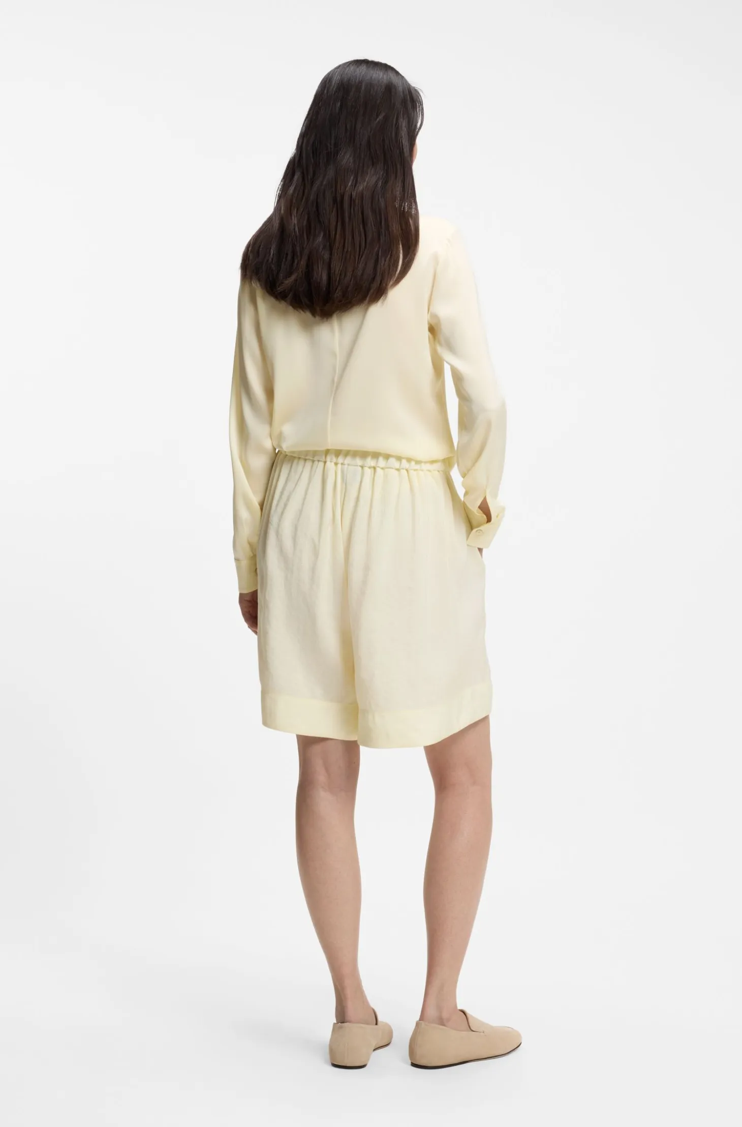 Wide-leg Bermuda shorts with elasticated waistband