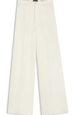 Wide-leg jeans in cream denim with front crease