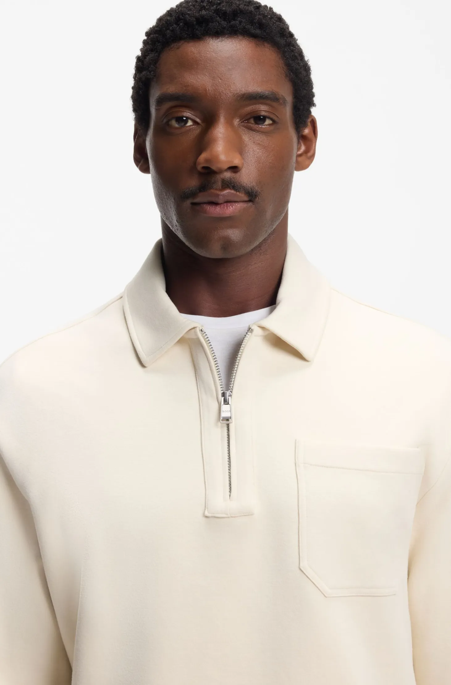 Zip-neck sweatshirt in a peached cotton blend